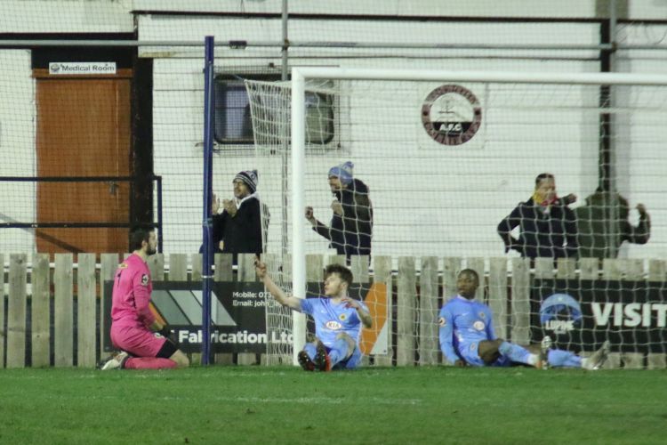 Atherton take the lead