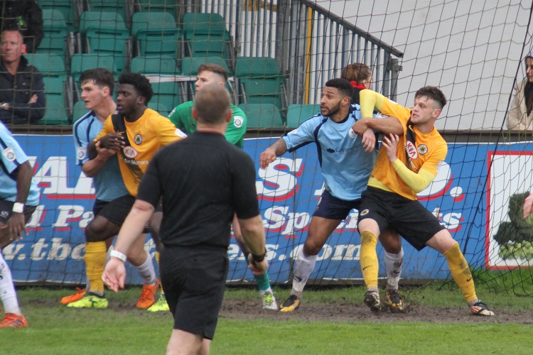 Argy bargy on the goalline