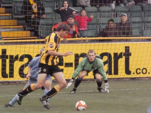 Mikel Suarez prepares to shoot