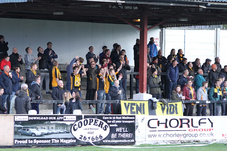 More Boston fans arrive