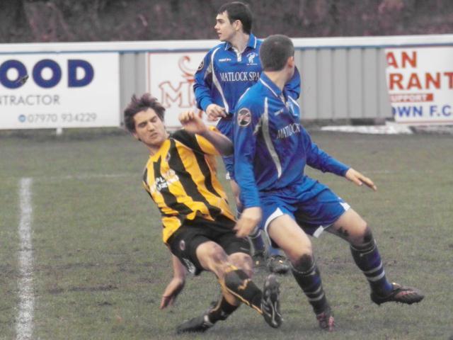 Suarez gets stuck in