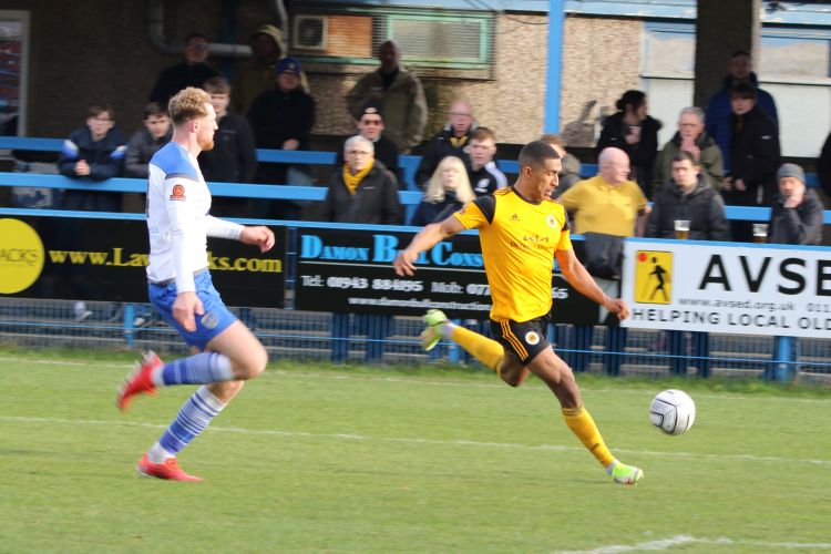 Danny Elliott shoots