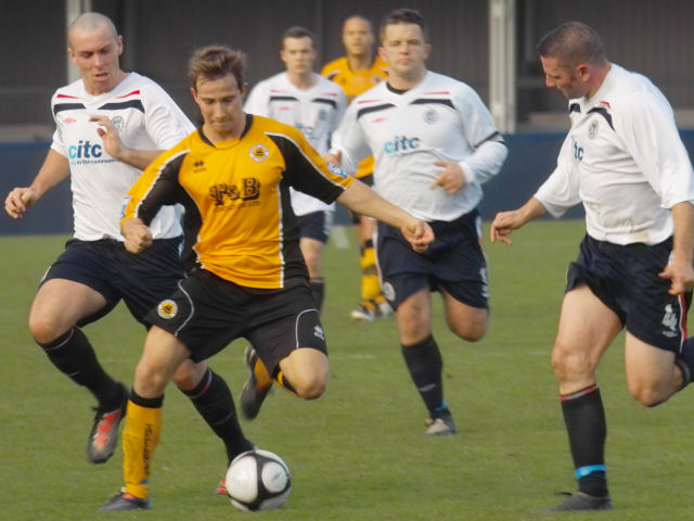 Danny Sleath off on a run