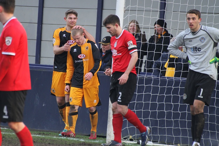 Kyle Dixon adds a third