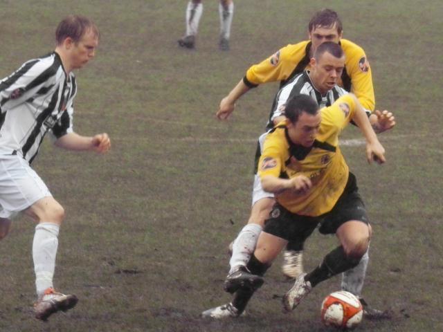 Ricky Miller starts a conga line