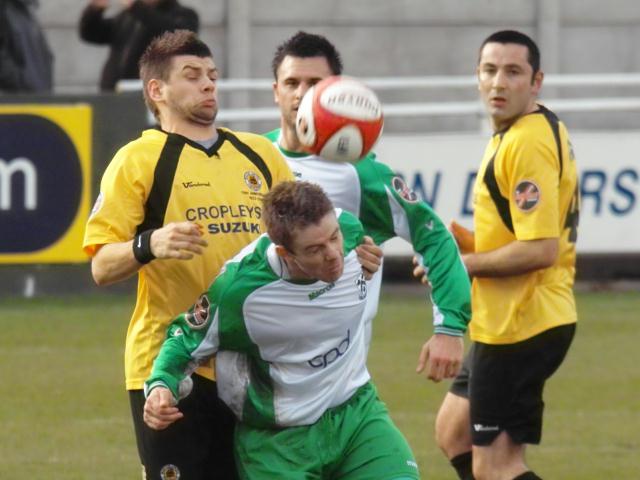 Wes Parker controls the ball